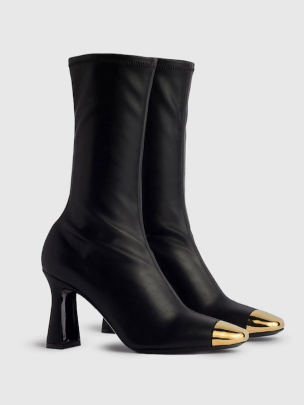 NWOT - MARIA LUCA Elia 90mm Black Leather Sock Boots with Gold Toe Cap - sz 36.5